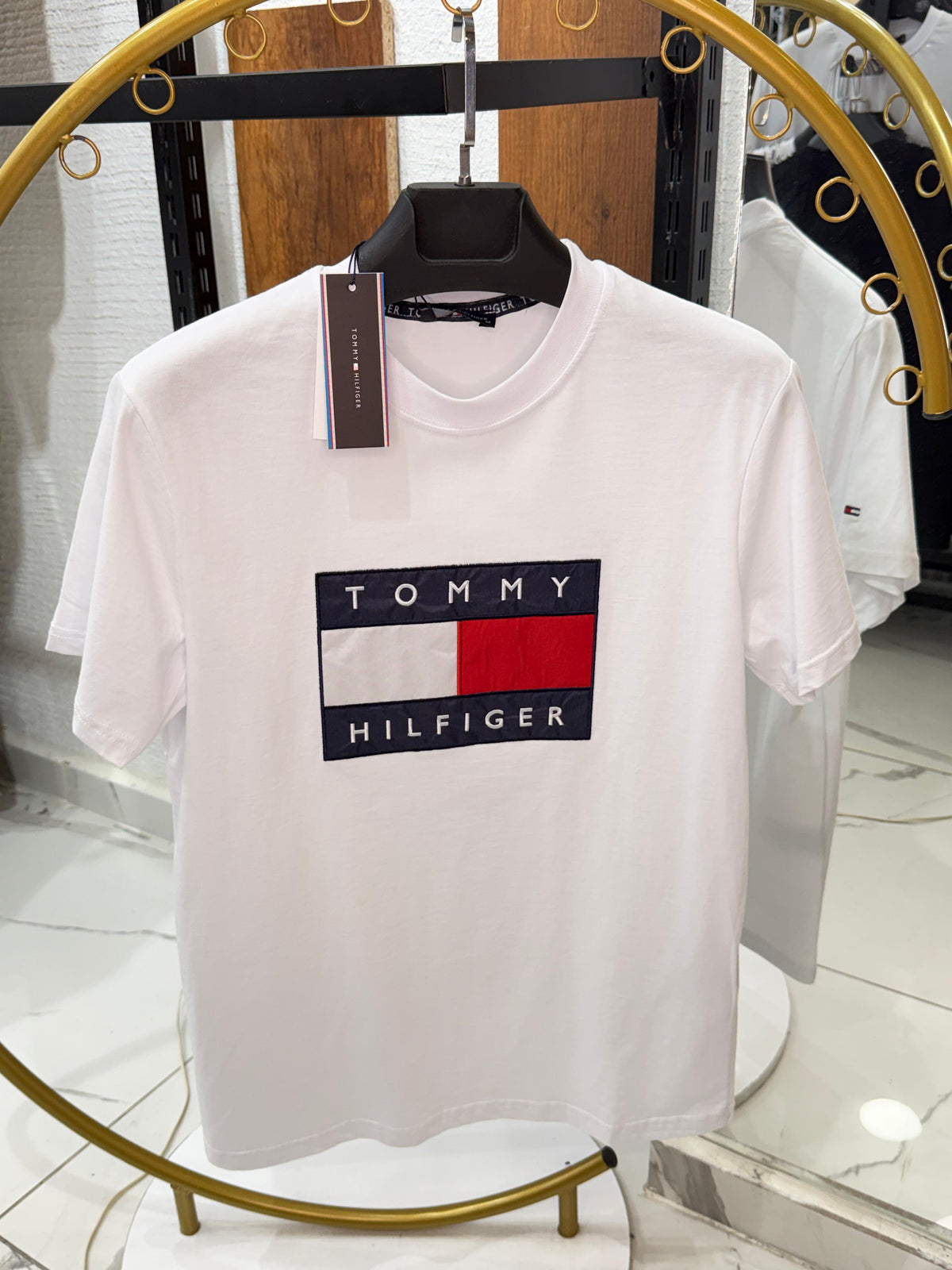 TH TİŞÖRT